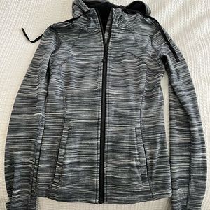 Lululemon hooded nulu define jacket
